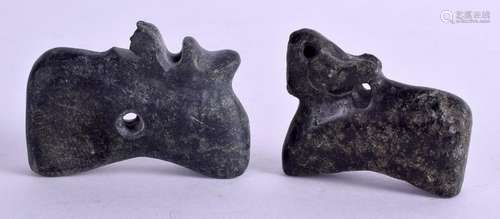 A PAIR OF CENTRAL ASIAN STONE IDOLS. 5.75 cm wide. (2)