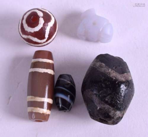 FIVE CENTRAL ASIAN MIDDLE EASTERN AGATE SEALS. (5)