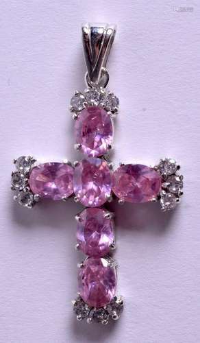 A SILVER CROSS PENDANT. 5 cm x 3 cm.