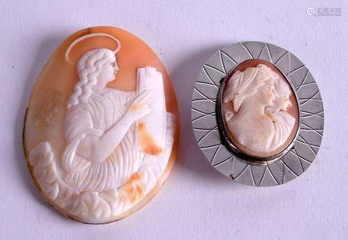 TWO CAMEO BROOCHES. (2)