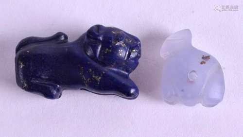 TWO CENTRAL ASIAN AGATE STONE TOGGLES. 2 cm wide. (2)