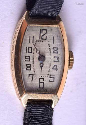 A 1950S GOLD WRISTWATCH. 1.25 cm x 1.5 cm.