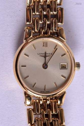 A LADIES LONGINES WRISTWATCH. 1.25 cm diameter.