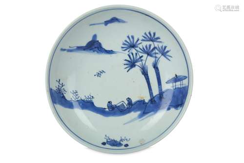 A CHINESE BLUE AND WHITE DISH.