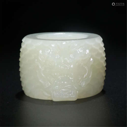CHINESE WHITE JADE DRAGON ARCHER'S RING