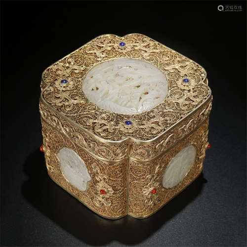 CHINESE WHITE JADE PLAQUE INLAID GILT SILVER LIDDED BOX