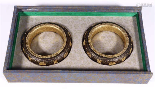 PAIR OF CHINESE GILT SILVER AGALWOOD BEAD BANGLES