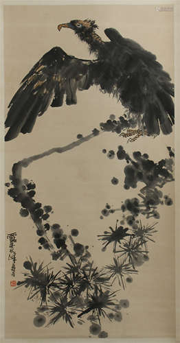 CHINESE SCROLL PAINTING OF EAGLE ON ROCK