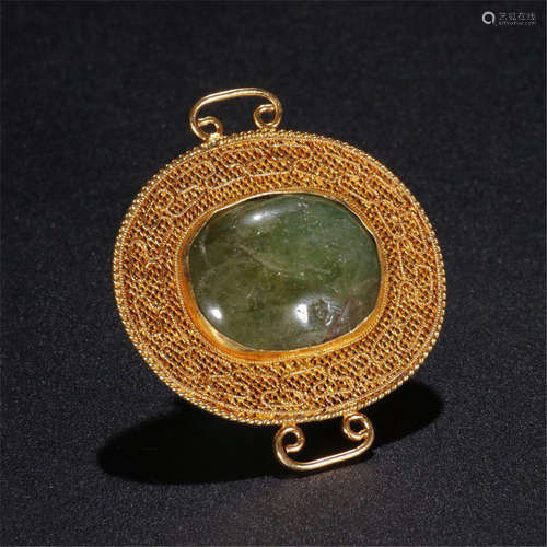 CHINESE GREEN TURMALINE GILT SILVER PLAQUE