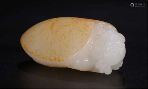 CHINESE WHITE JADE TURTLE HAND ITEM