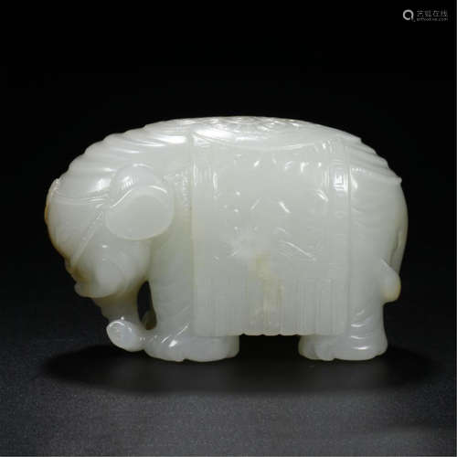 CHINESE WHTIE JADE ELEPHANT TABLE ITEM