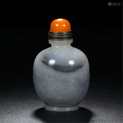 CHINESE JADE SNUFF BOTTLE