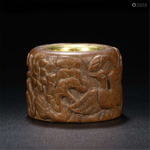 CHINESE AGALWOOD ARCHER'S RING