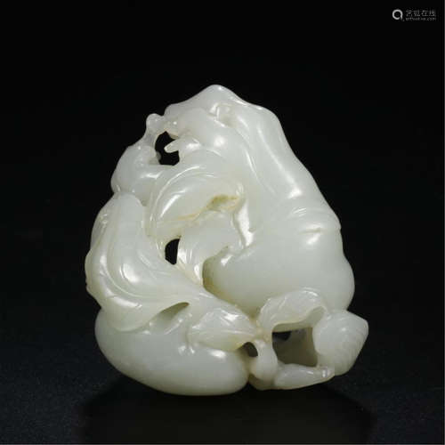 CHINESE CELADON JADE BUDDHA HAND TABLE ITEM