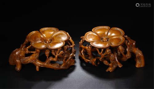 PAIR OF CHINESE BOXWOOD LOTUS SHAPED ANTIQUE STAND