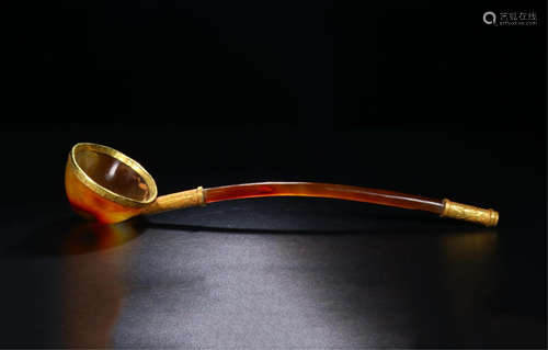 CHINESE GOLD MOUNTED AGATE SPOON