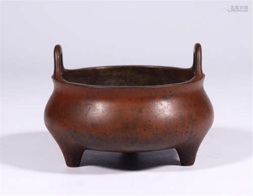 CHINESE BRONZE TRIPLE FEET CENSER