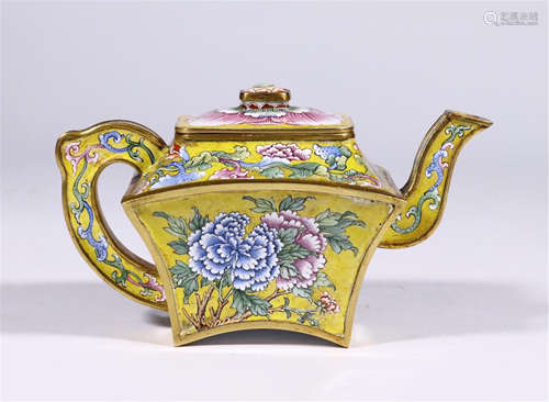 CHINESE ENAMEL FLOWER SQUARE TEA POT