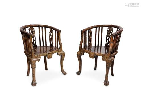 A PAIR OF CHINESE HONGMU CHAIRS.