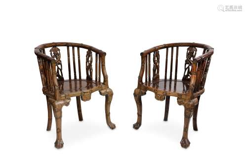 A PAIR OF CHINESE HONGMU CHAIRS.