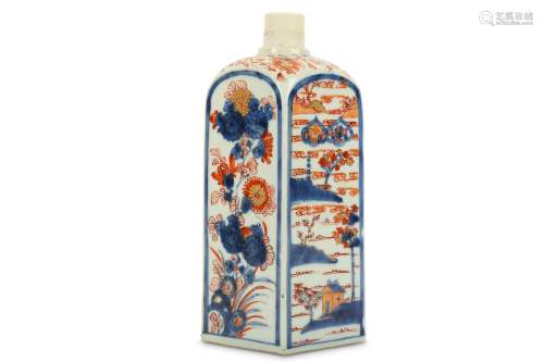 A CHINESE IMARI SQUARE-SECTION FLASK.