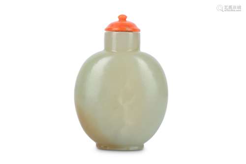 A CHINESE PALE CELADON JADE SNUFF BOTTLE.