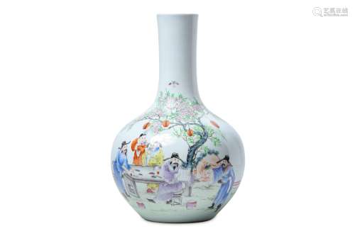 A CHINESE FAMILLE ROSE FIGURATIVE BOTTLE VASE.
