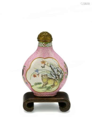 Chinese Pink Enamel Snuff Bottle, 18-19th Century