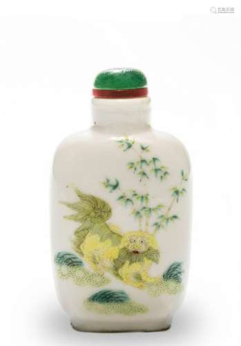 Chinese Famille Rose Snuff Bottle, 19th Century