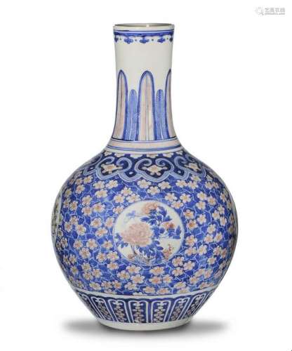 Blue & Red Underglazed Tianqiuping, Early 19th Century