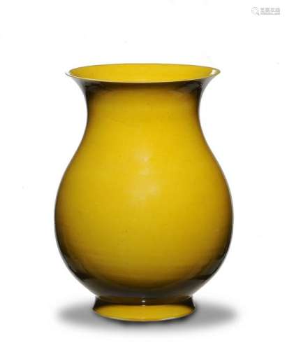 Chinese Imperial Yellow Glazed Vase, Qianlong