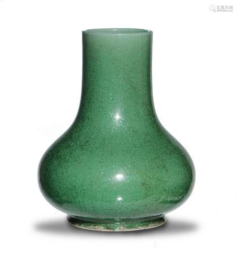 Chinese Green Lang Glazed Vase, 17-18th Century