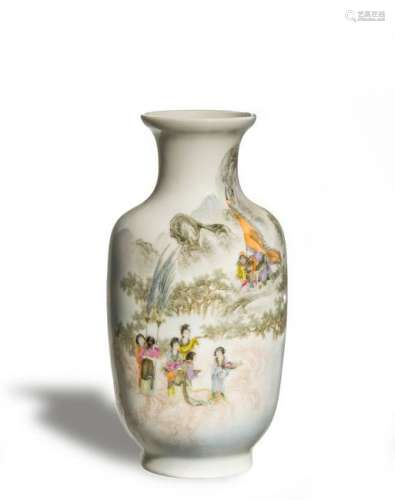 Famille Rose Vase by Wan Yunyan, Ting Mei Lou Mark