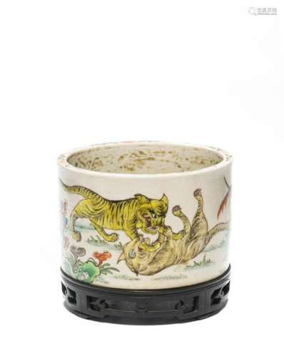 Chinese Wucai Brush Holder with Tigers, 19th Century