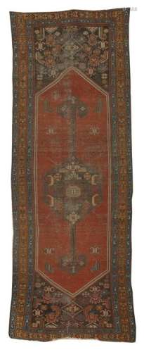 Semi-Antique Bidjar Carpet