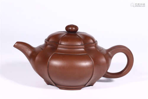 CHINESE YIXING ZISHA RED CLAY TEA POT