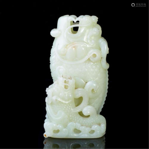 CHINESE CELADON JADE DRAGON TABLE ITEM