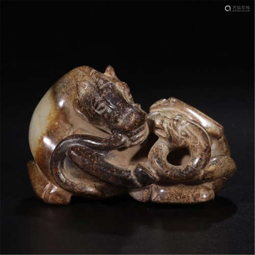 CHINESE ANCIENT JADE BEAST TABLE ITEM