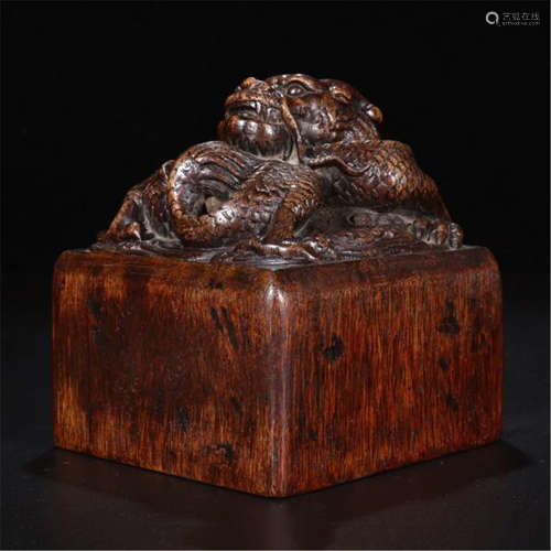 CHINESE AGALWOOD DRAGON SEAL