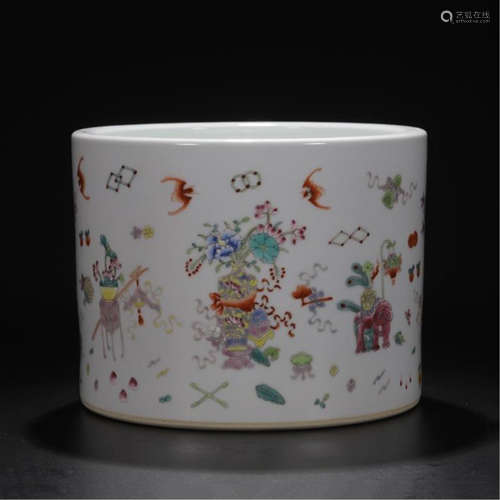 CHINESE PORCELAIN FAMILLE ROSE FLOWER BRUSH POT