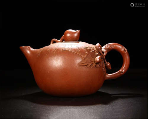 CHINESE YIXING ZISHA RED CLAY PEACH SHAPED TEA POT