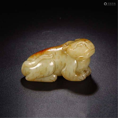 CHINESE WHITE JADE BEAST TABLE ITEM