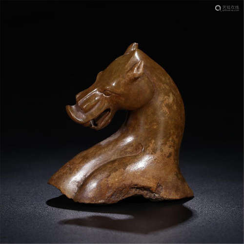 CHINESE ANCIENT JADE HORSE TABLE ITEM