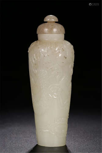 CHINESE WHITE JADE LIDDED VASE