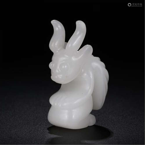 CHINESE WHITE JADE FIGURE TABLE ITEM