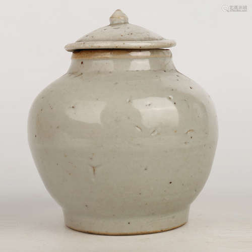 A Chinese White Glazed Porcelain Jar with Cover