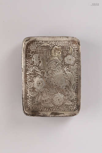 A Chinese Carved Silver Jewelry Box