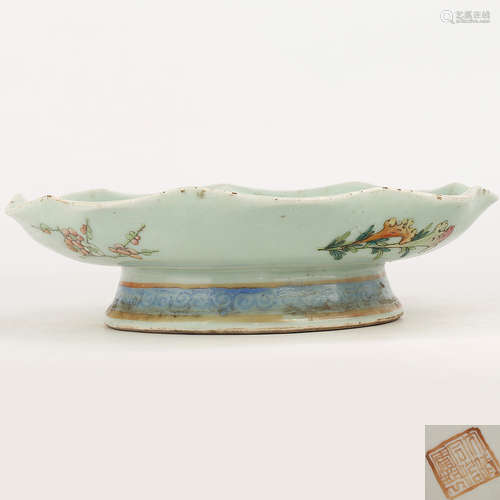 A Chinese Celadon Porcelain Plate