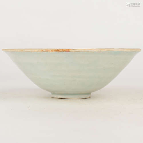 A Chinese Hutian Type Porcelain Bowl