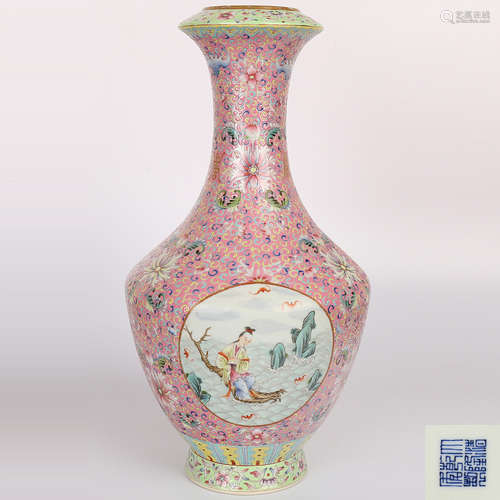 A Chinese Famille-Rose Porcelain Vase